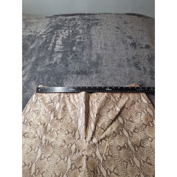Dana Buckman Snake Print 100% Lambs Skin Pants Womens‎ 24 Beige Classic Animal - Picture 5 of 13